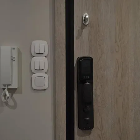 아파트 House *
