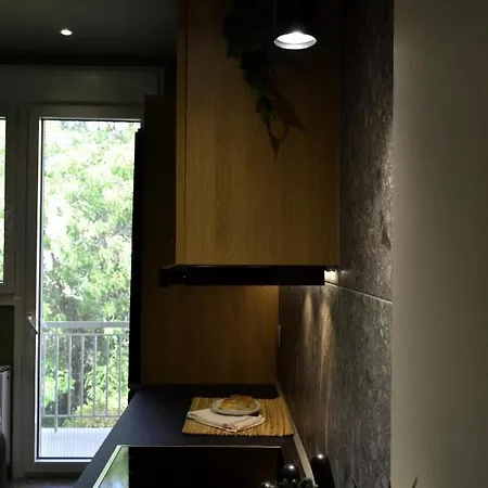아파트 House